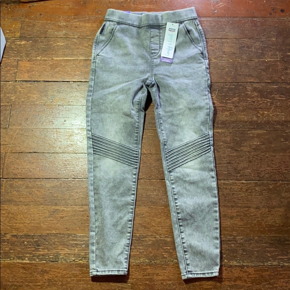 Denizen Levi’s High-Rise Gray Moro Jegging